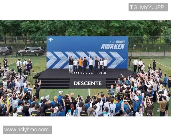 吴彦祖与足球明星的精彩瞬间照片分享，见证运动与魅力的完美结合